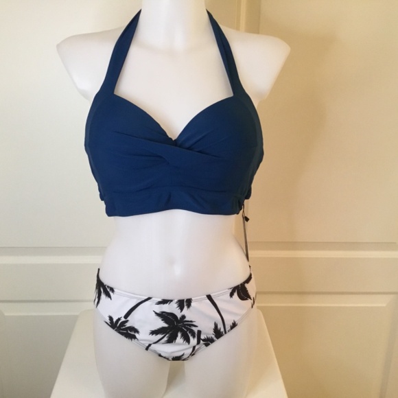 Women’s Push Up Bikini Top With Bottoms - Picture 2 of 6